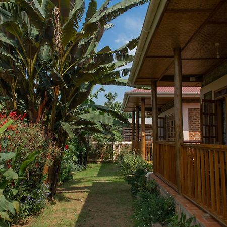 Kaswa Lodge Fort Portal Buitenkant foto