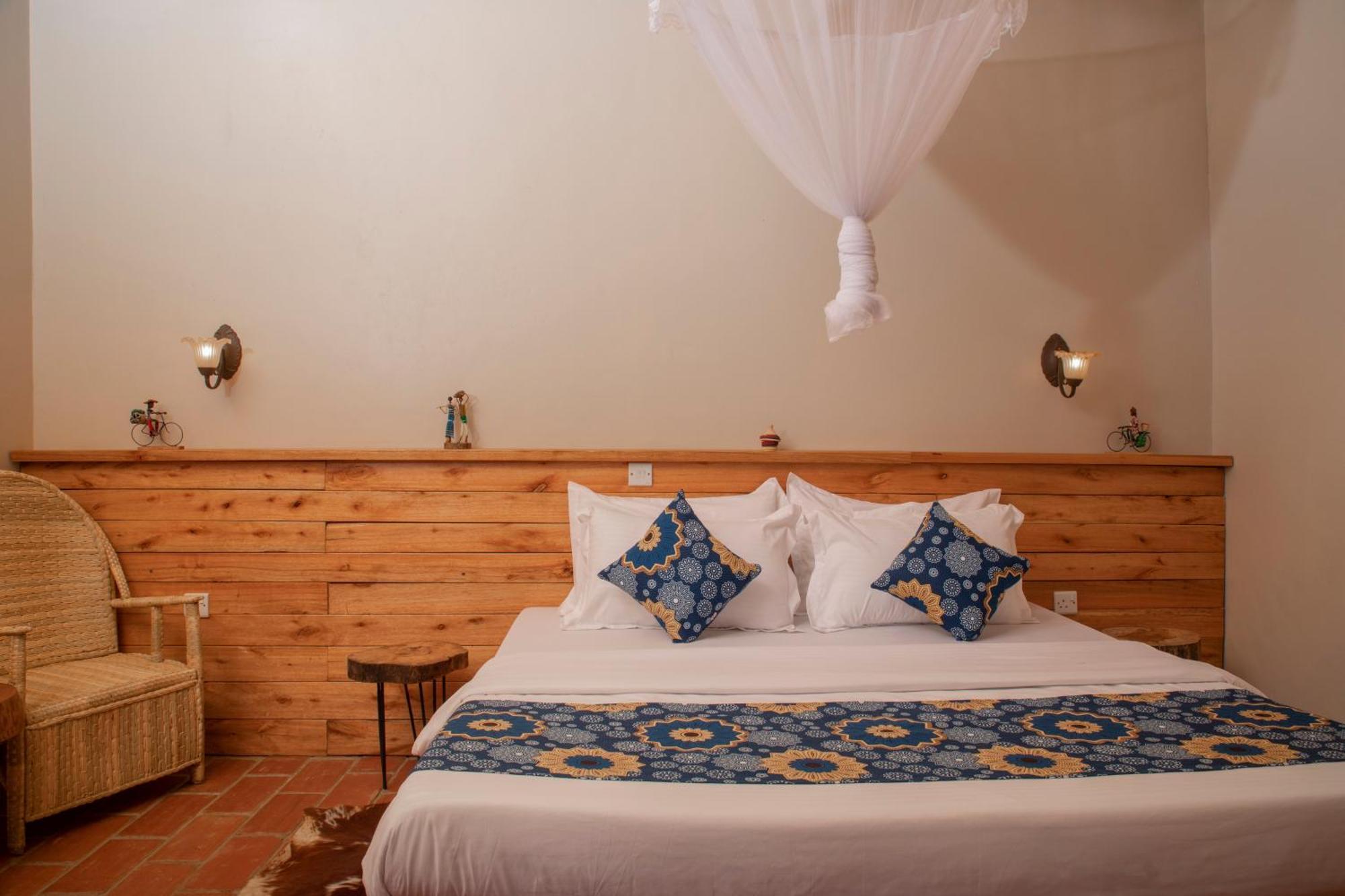 Kaswa Lodge Fort Portal Buitenkant foto