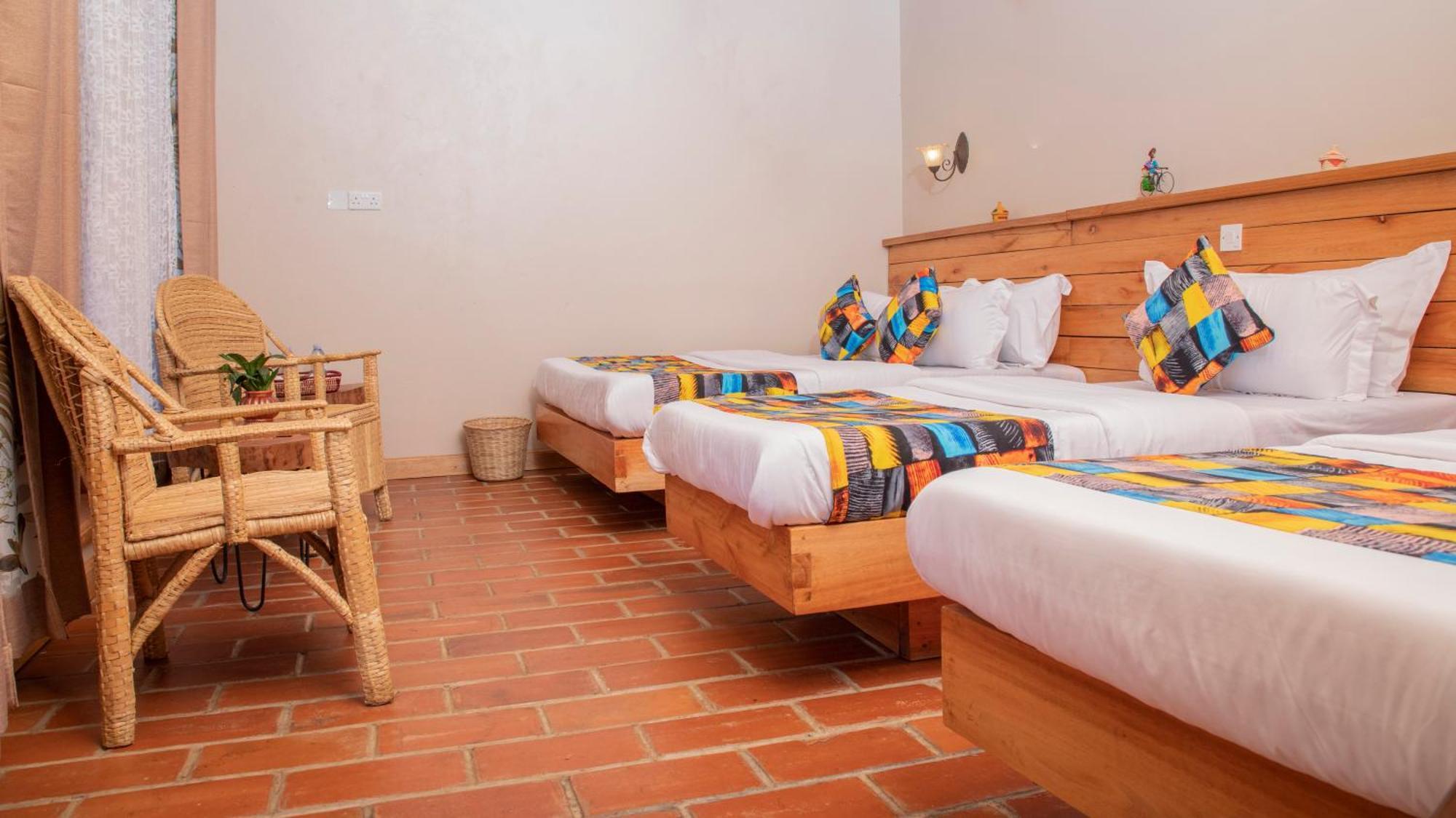Kaswa Lodge Fort Portal Buitenkant foto
