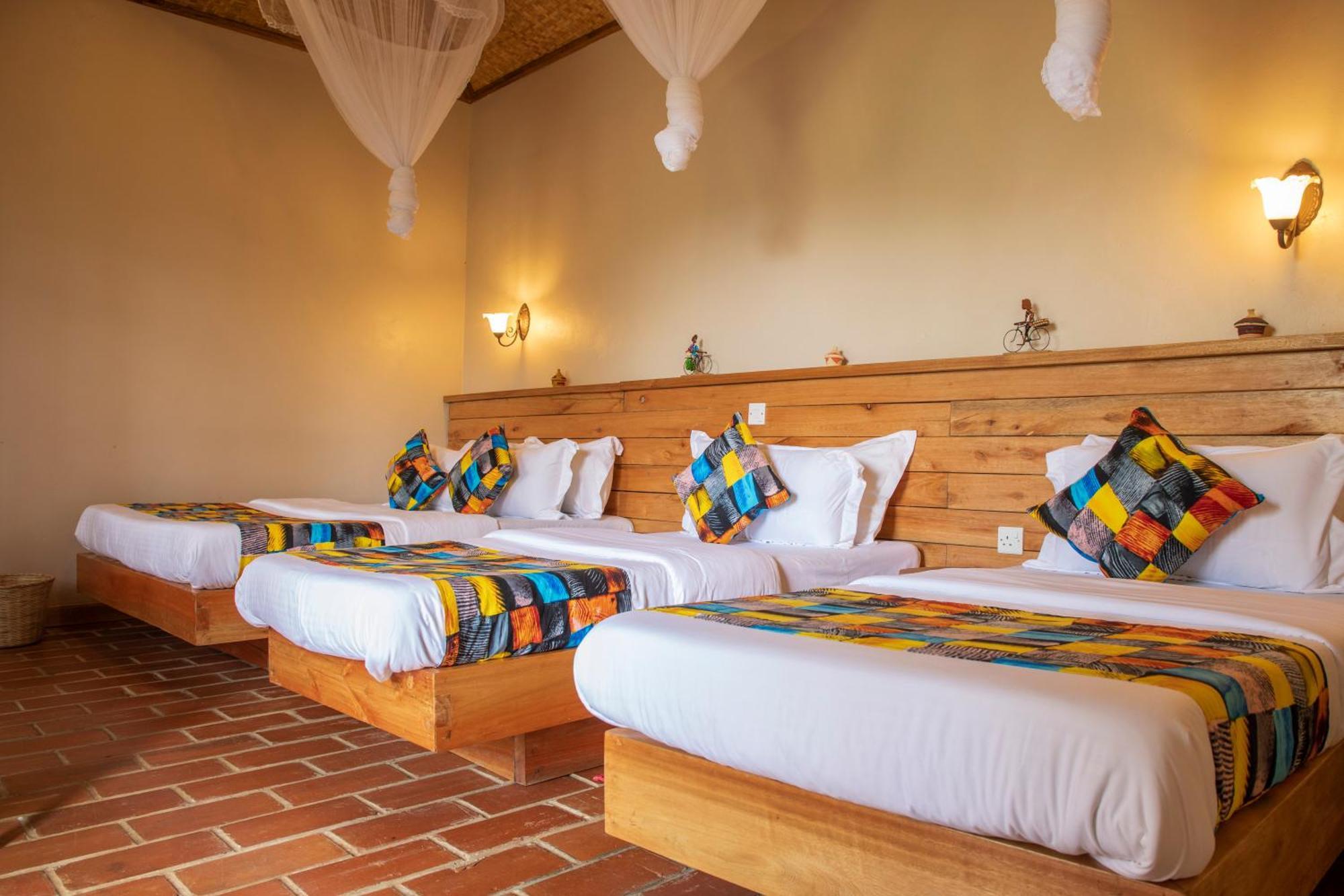 Kaswa Lodge Fort Portal Buitenkant foto